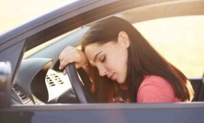 Sering Ngantuk Saat Nyetir? Simak Bahaya Microsleep!