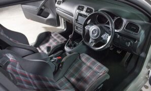 Modifikasi Interior VW Golf untuk Tampilan Mewah